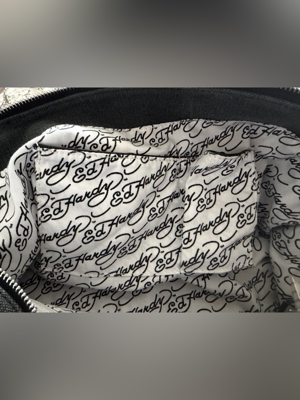 Authentic Vintage Y2K Ed Hardy “Love Kills Slowly” Bag - Picture 9 of 13